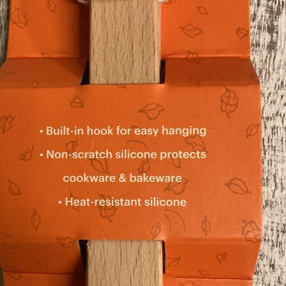 NEW PEANUTS 2 Pack Large and Mini Fall Spatulas - Picture 4 of 6